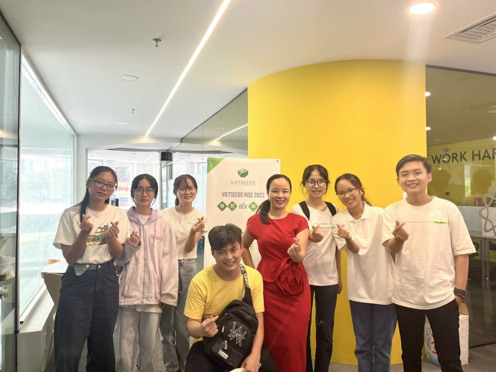 Rise (VietSeeds), Chiếc vé trở về Tuổi Đôi Mươi - Nhật ký Mentor Coach #15 45 Mentor_Coach_Cuu_&_Rise_2022_6